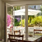 Villa Avec Piscine Indépendant *